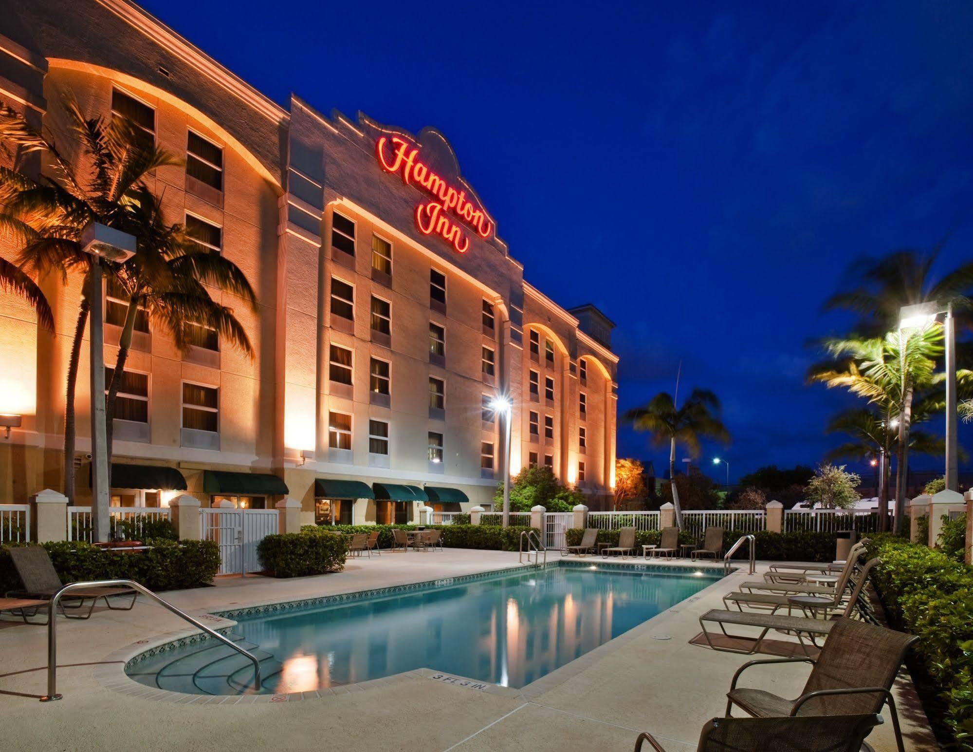Hampton Inn Ft Lauderdale Airport North Cruise Port Fort Lauderdale Ngoại thất bức ảnh